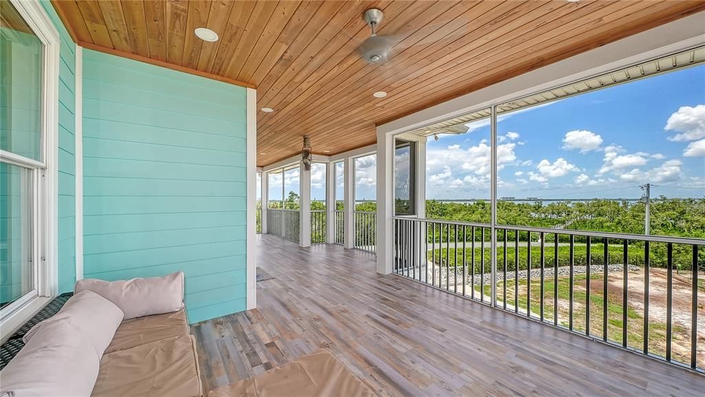 En Venta: $1,849,000 (3 camas, 3 baños, 2962 Pies cuadrados)