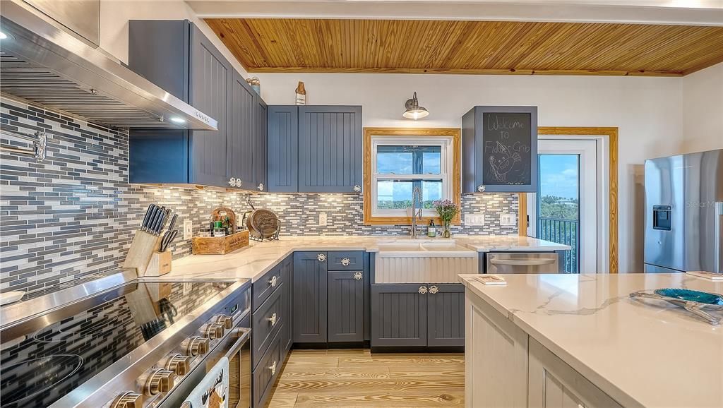 En Venta: $1,849,000 (3 camas, 3 baños, 2962 Pies cuadrados)