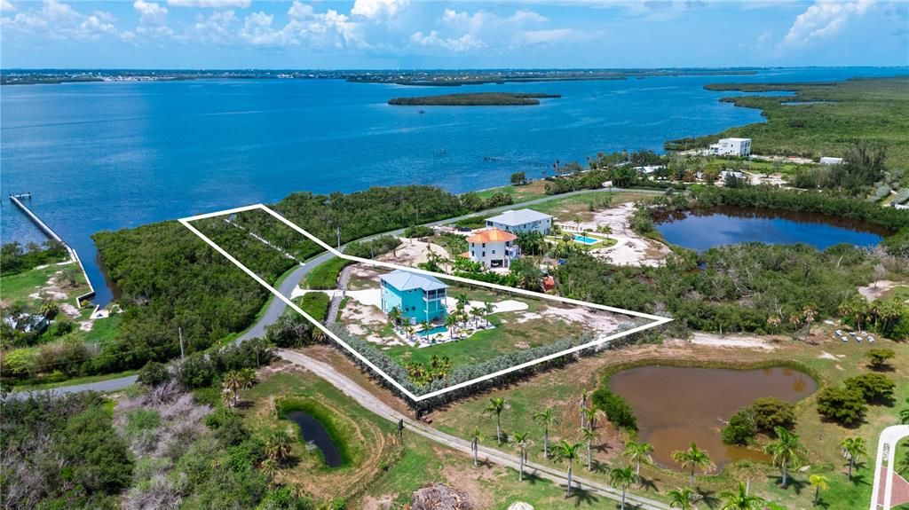 En Venta: $1,849,000 (3 camas, 3 baños, 2962 Pies cuadrados)