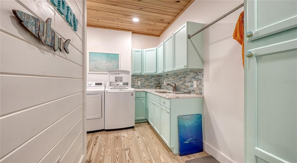 En Venta: $1,849,000 (3 camas, 3 baños, 2962 Pies cuadrados)