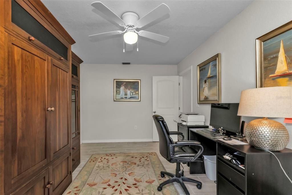 For Sale: $329,000 (3 beds, 2 baths, 1493 Square Feet)