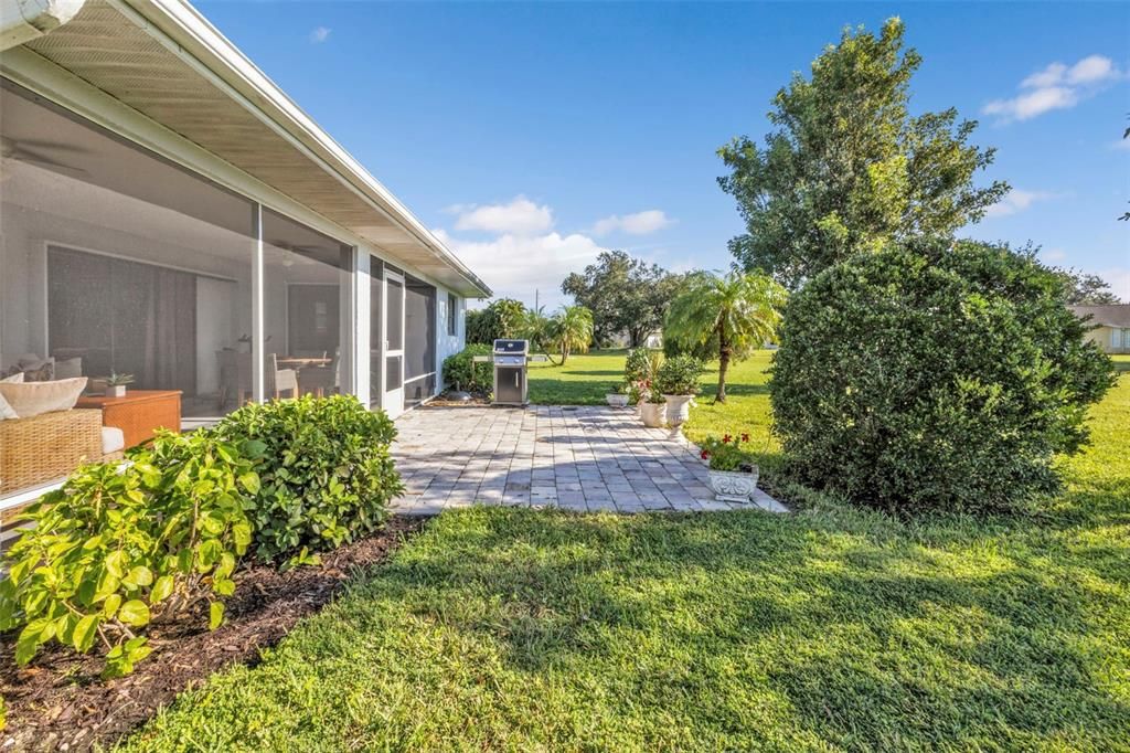 For Sale: $329,000 (3 beds, 2 baths, 1493 Square Feet)