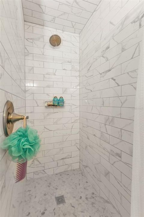 For Sale: $329,000 (3 beds, 2 baths, 1493 Square Feet)
