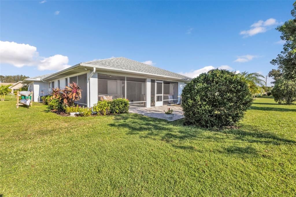 For Sale: $329,000 (3 beds, 2 baths, 1493 Square Feet)