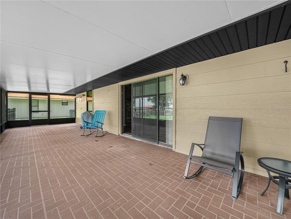 For Sale: $465,000 (3 beds, 2 baths, 1860 Square Feet)