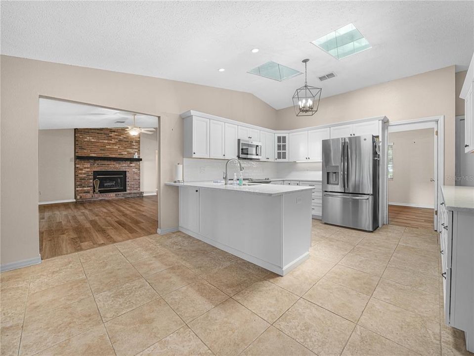 For Sale: $465,000 (3 beds, 2 baths, 1860 Square Feet)