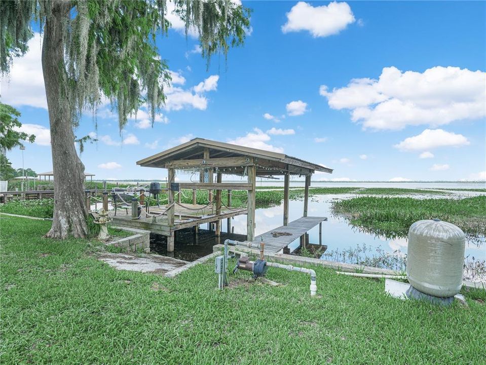 For Sale: $465,000 (3 beds, 2 baths, 1860 Square Feet)