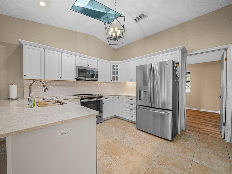 For Sale: $465,000 (3 beds, 2 baths, 1860 Square Feet)