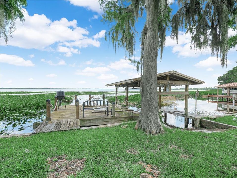 For Sale: $465,000 (3 beds, 2 baths, 1860 Square Feet)