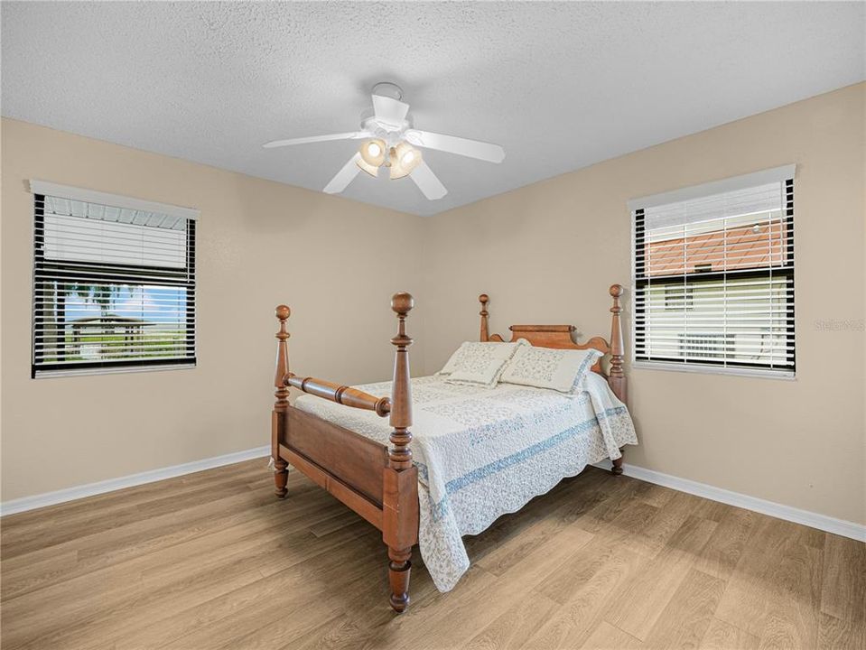 For Sale: $465,000 (3 beds, 2 baths, 1860 Square Feet)