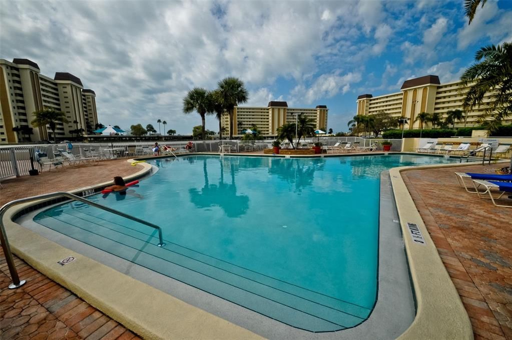 Activo con contrato: $139,900 (1 camas, 1 baños, 810 Pies cuadrados)
