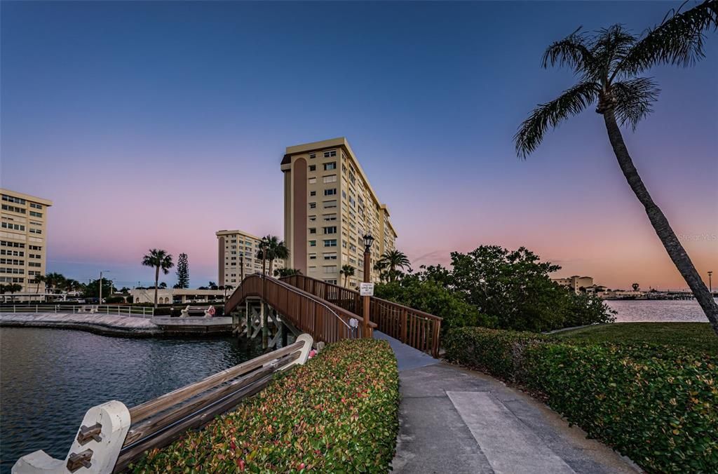Activo con contrato: $139,900 (1 camas, 1 baños, 810 Pies cuadrados)