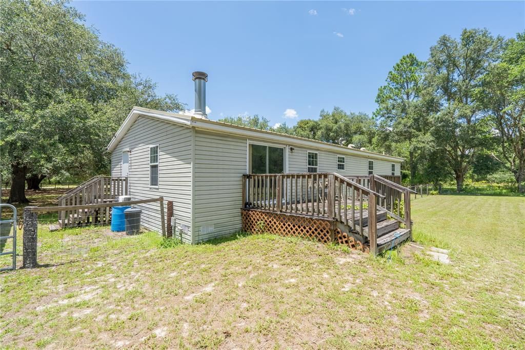 For Sale: $295,000 (3 beds, 2 baths, 1512 Square Feet)