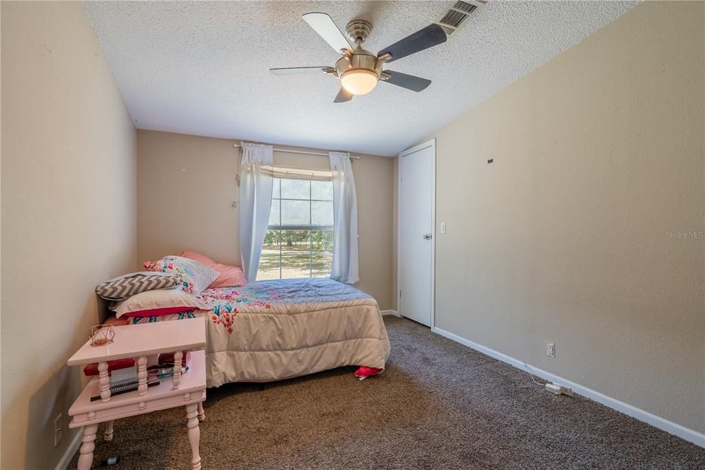 For Sale: $295,000 (3 beds, 2 baths, 1512 Square Feet)