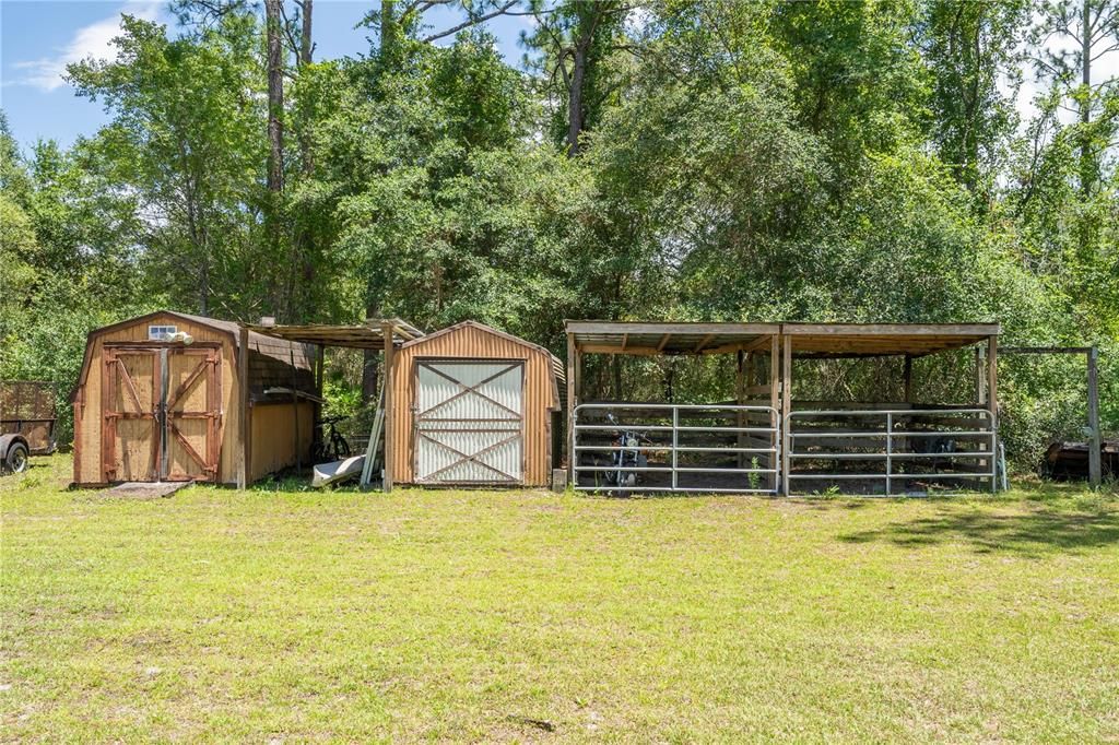 For Sale: $295,000 (3 beds, 2 baths, 1512 Square Feet)
