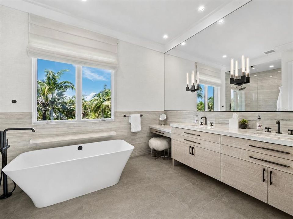 For Sale: $17,650,000 (4 beds, 4 baths, 8138 Square Feet)