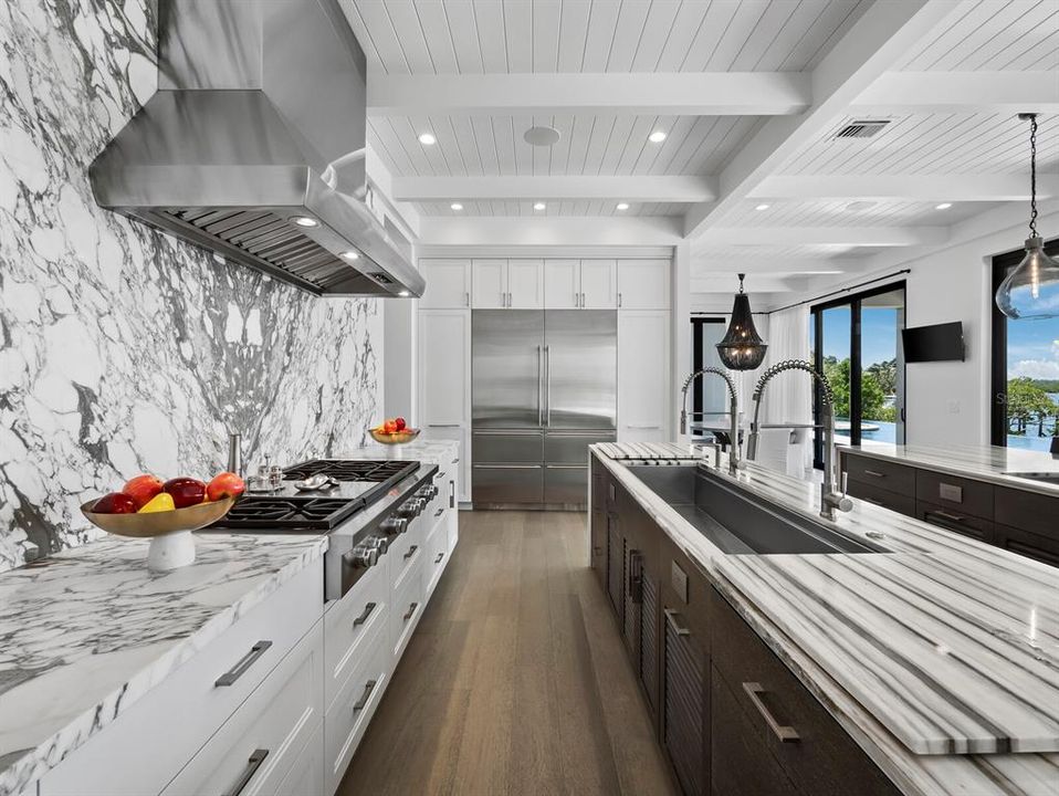 For Sale: $17,650,000 (4 beds, 4 baths, 8138 Square Feet)