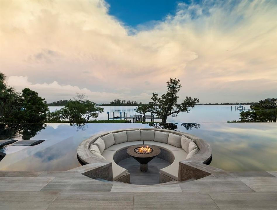 For Sale: $17,650,000 (4 beds, 4 baths, 8138 Square Feet)