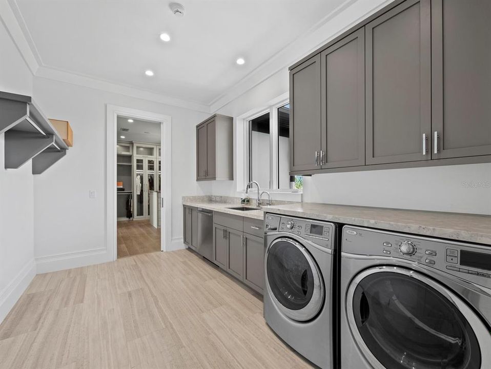 For Sale: $17,650,000 (4 beds, 4 baths, 8138 Square Feet)