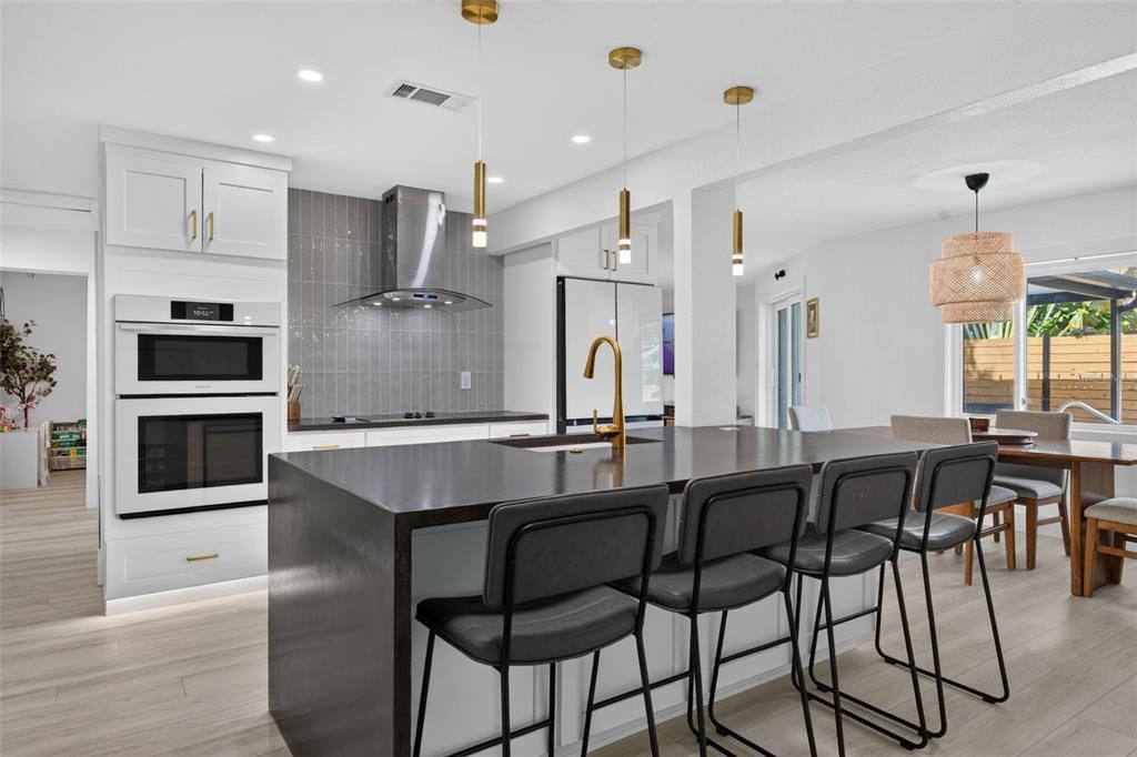 En Venta: $570,000 (3 camas, 2 baños, 1693 Pies cuadrados)