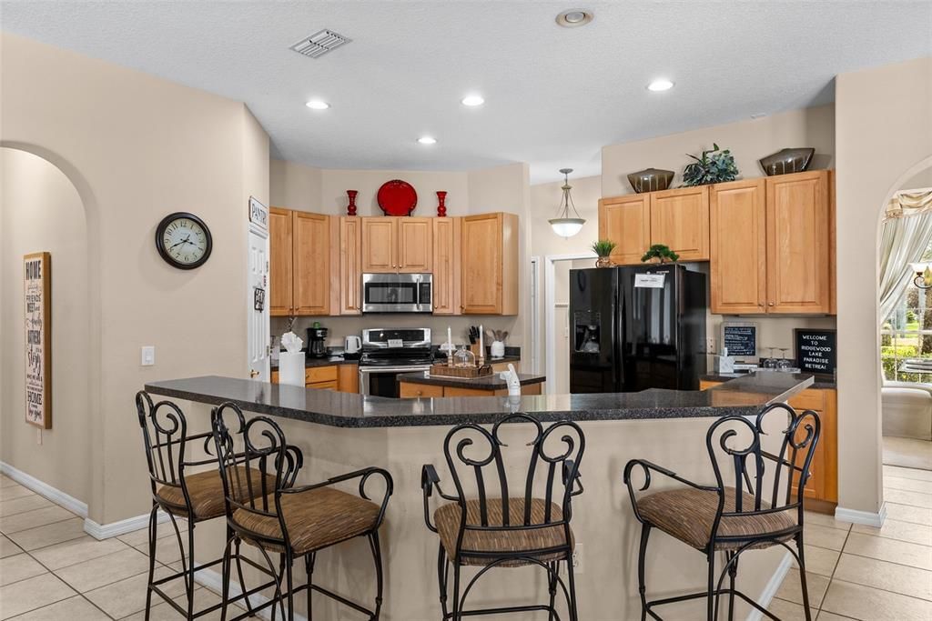 For Sale: $580,000 (4 beds, 3 baths, 2560 Square Feet)