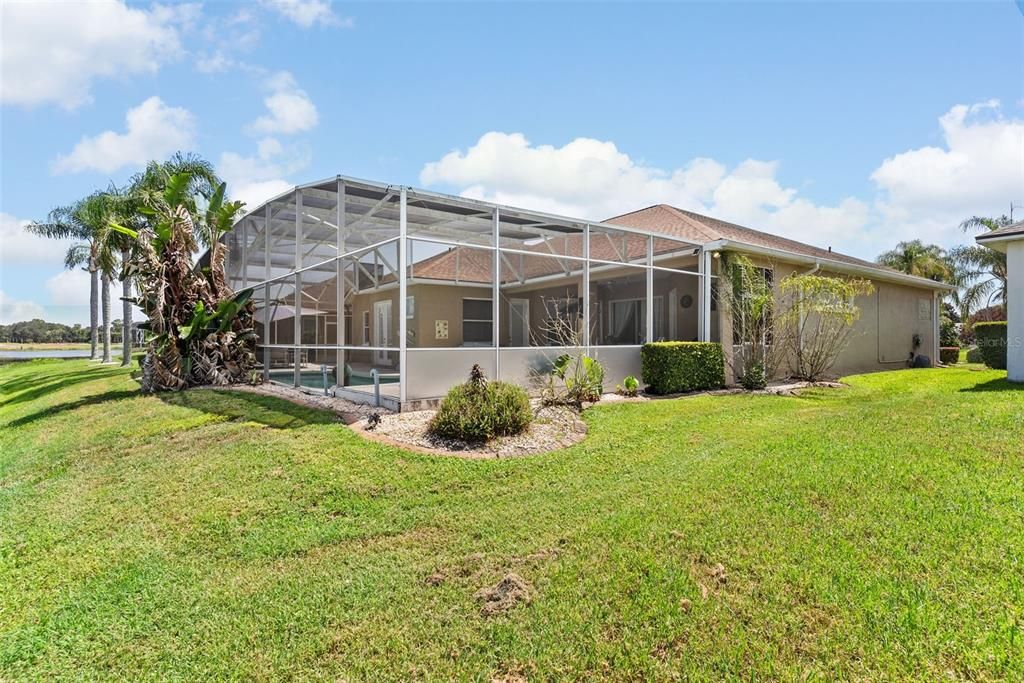 For Sale: $580,000 (4 beds, 3 baths, 2560 Square Feet)