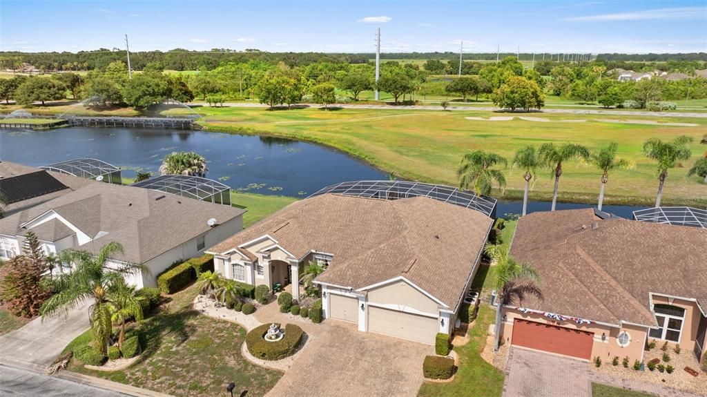 For Sale: $580,000 (4 beds, 3 baths, 2560 Square Feet)