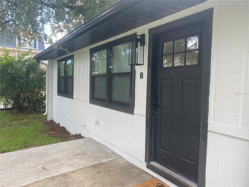 For Rent: $1,395 (1 beds, 1 baths, 660 Square Feet)