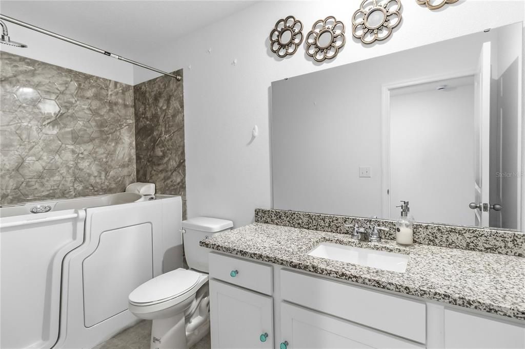 For Sale: $465,000 (5 beds, 3 baths, 2260 Square Feet)
