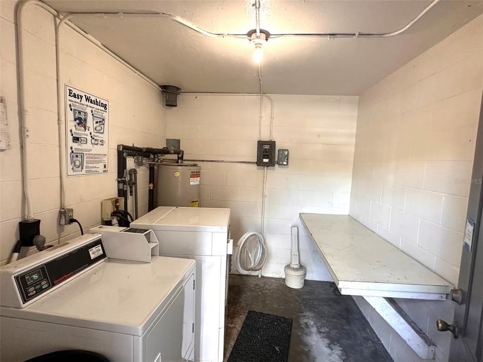 For Sale: $99,900 (1 beds, 1 baths, 540 Square Feet)