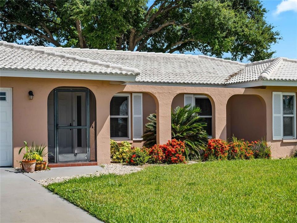 For Sale: $449,000 (3 beds, 2 baths, 1786 Square Feet)