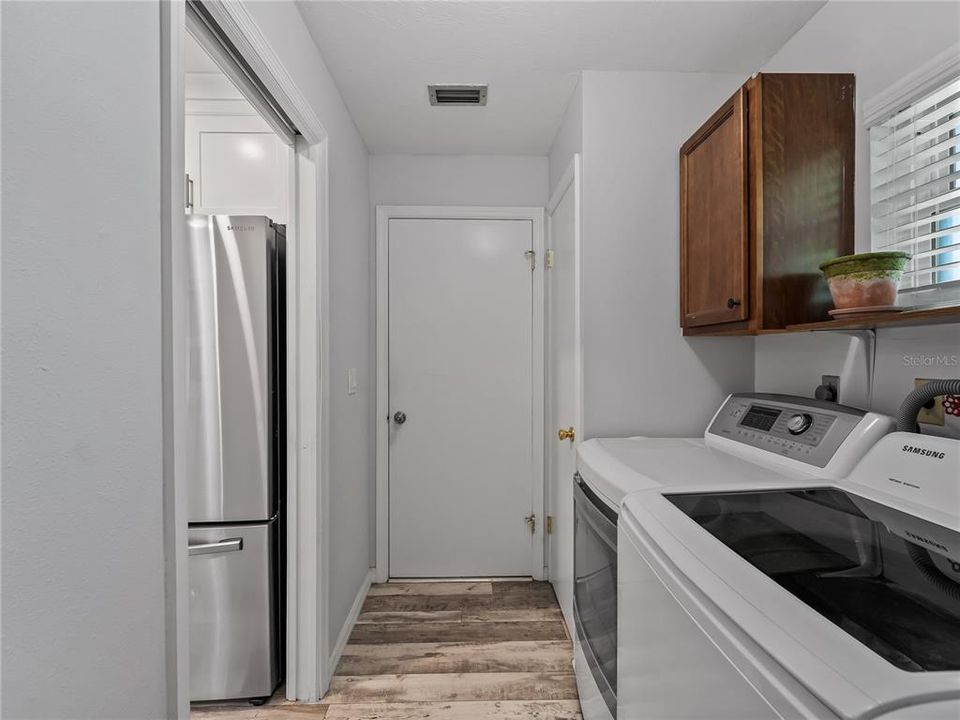 For Sale: $449,000 (3 beds, 2 baths, 1786 Square Feet)