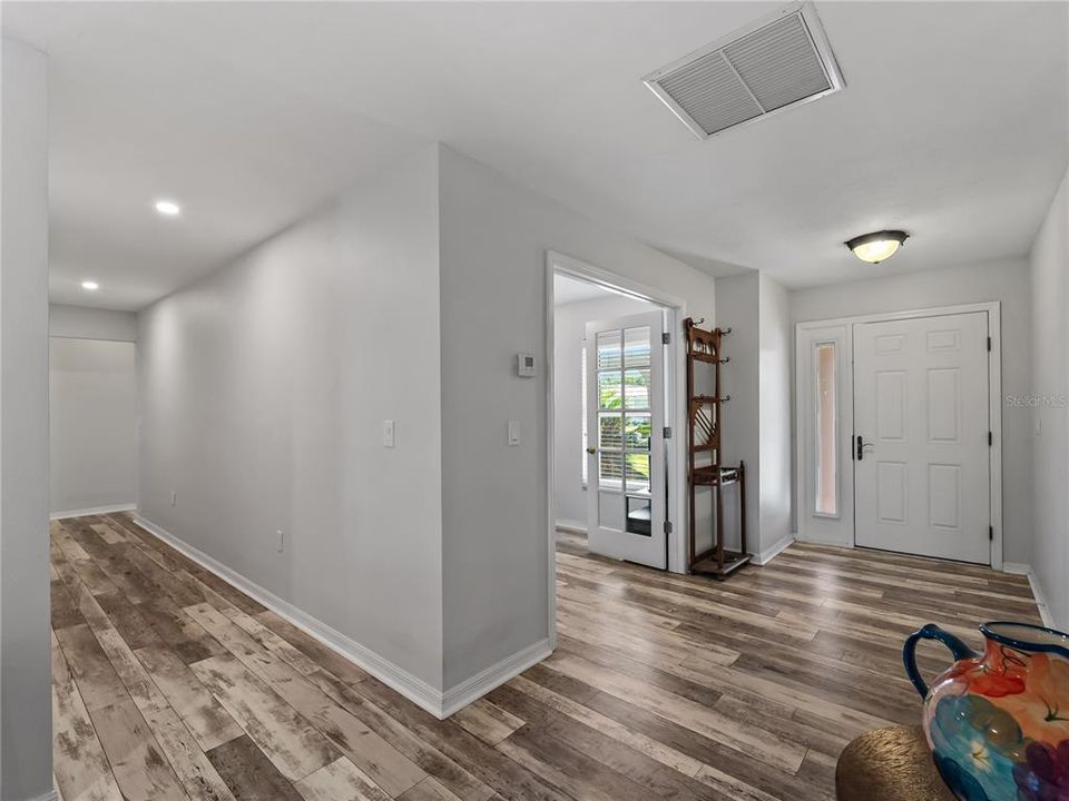 For Sale: $449,000 (3 beds, 2 baths, 1786 Square Feet)