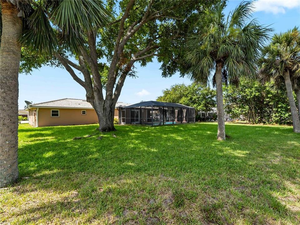 For Sale: $449,000 (3 beds, 2 baths, 1786 Square Feet)