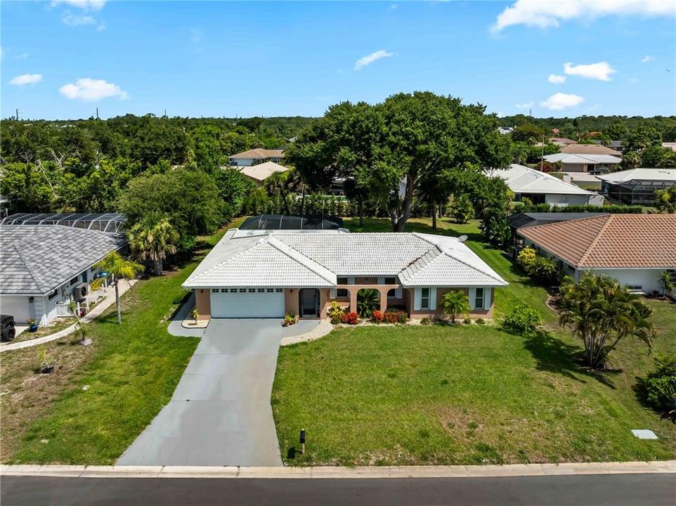 For Sale: $449,000 (3 beds, 2 baths, 1786 Square Feet)