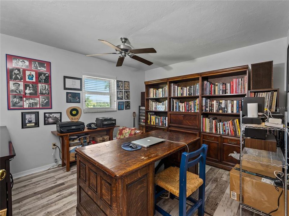 For Sale: $449,000 (3 beds, 2 baths, 1786 Square Feet)
