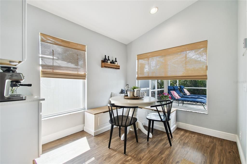Activo con contrato: $625,000 (4 camas, 2 baños, 2017 Pies cuadrados)
