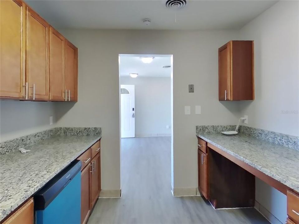 En Renta: $2,319 (4 camas, 2 baños, 1425 Pies cuadrados)