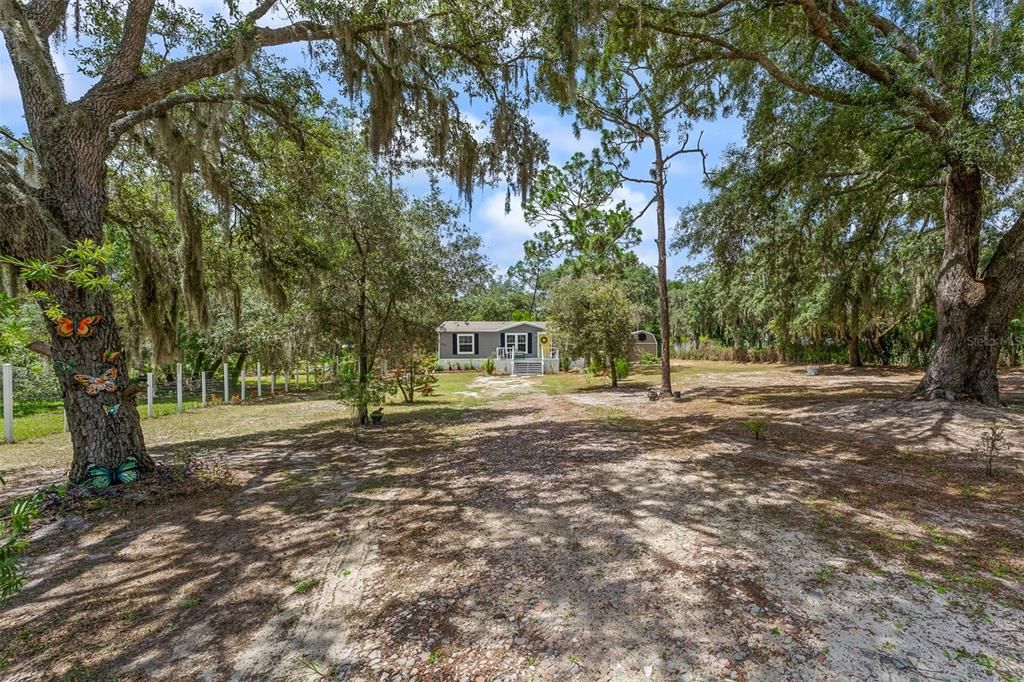 For Sale: $300,000 (4 beds, 2 baths, 1404 Square Feet)