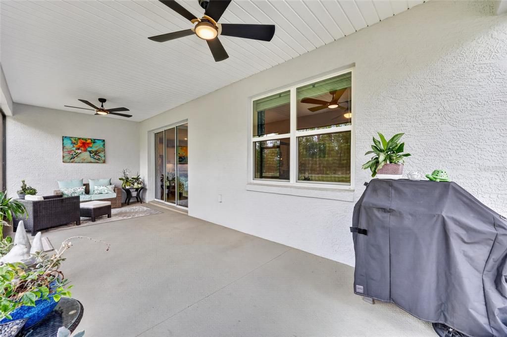 For Sale: $412,000 (2 beds, 2 baths, 1703 Square Feet)