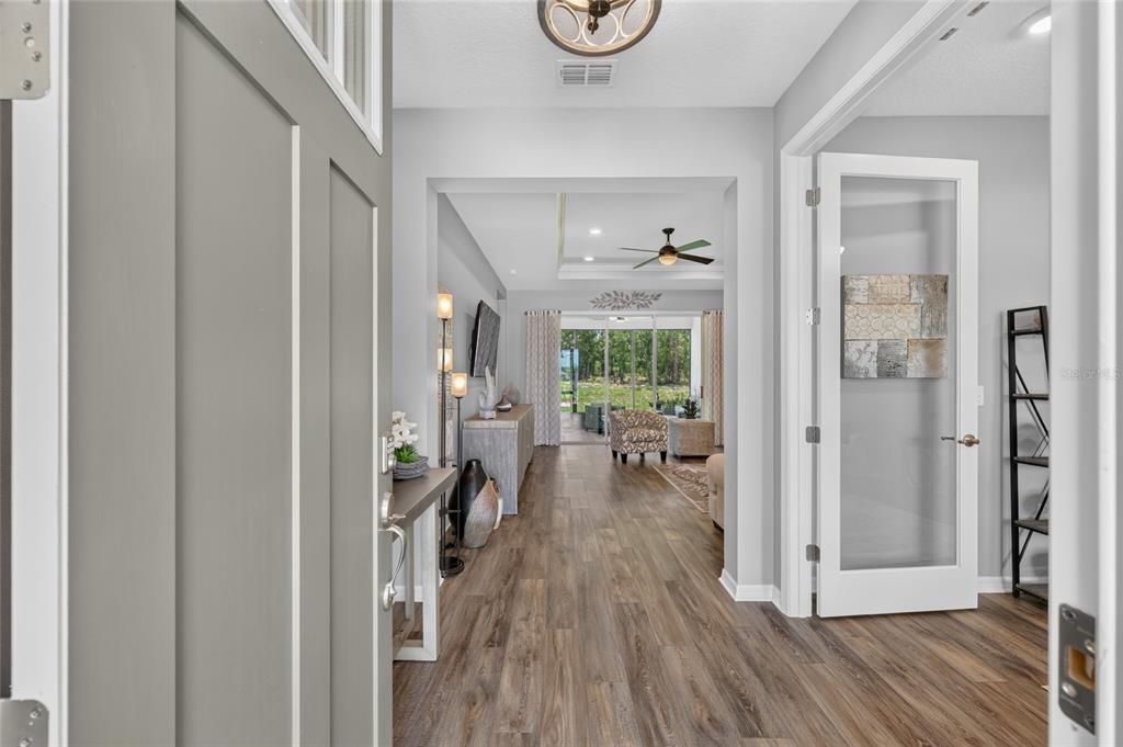 For Sale: $412,000 (2 beds, 2 baths, 1703 Square Feet)
