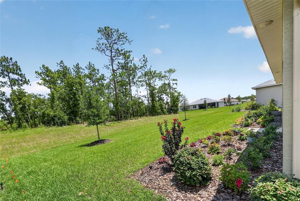 For Sale: $412,000 (2 beds, 2 baths, 1703 Square Feet)