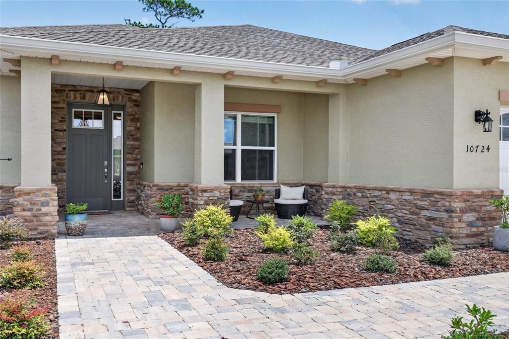 For Sale: $412,000 (2 beds, 2 baths, 1703 Square Feet)