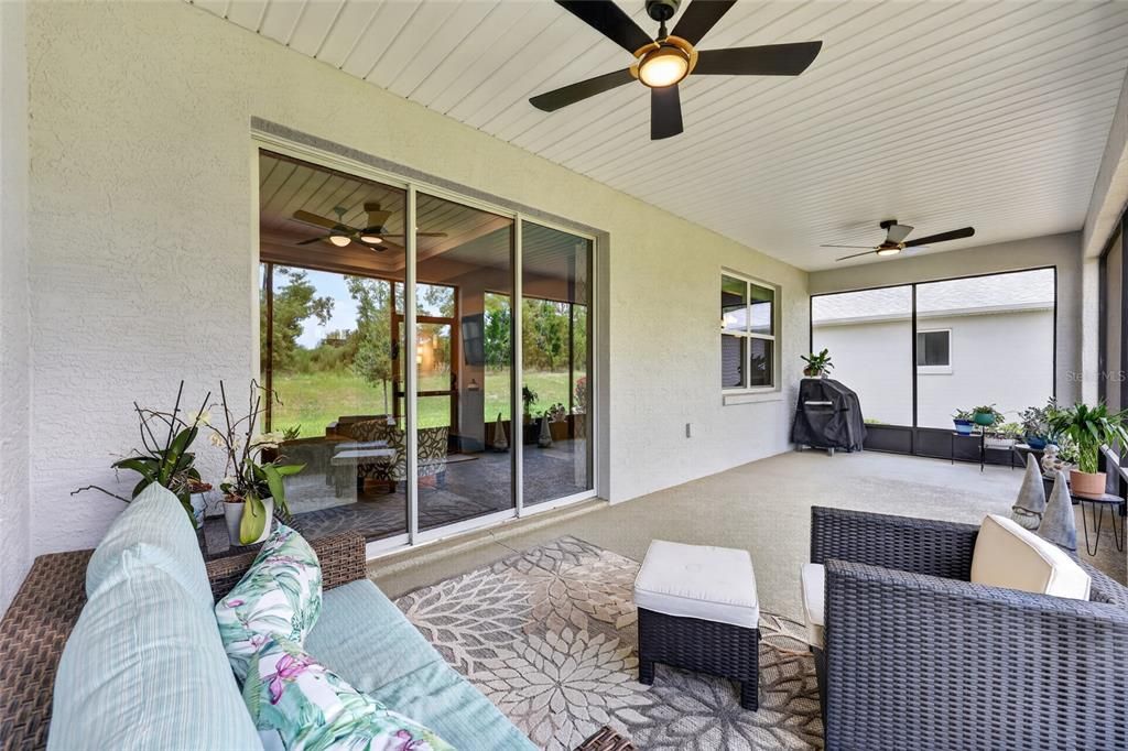 For Sale: $412,000 (2 beds, 2 baths, 1703 Square Feet)