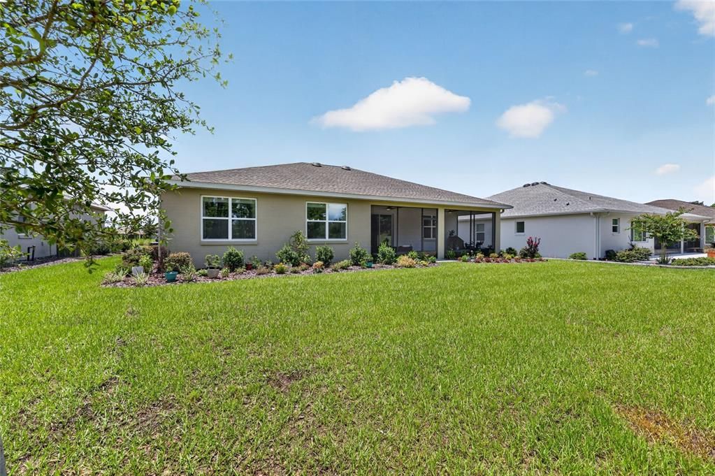 For Sale: $412,000 (2 beds, 2 baths, 1703 Square Feet)