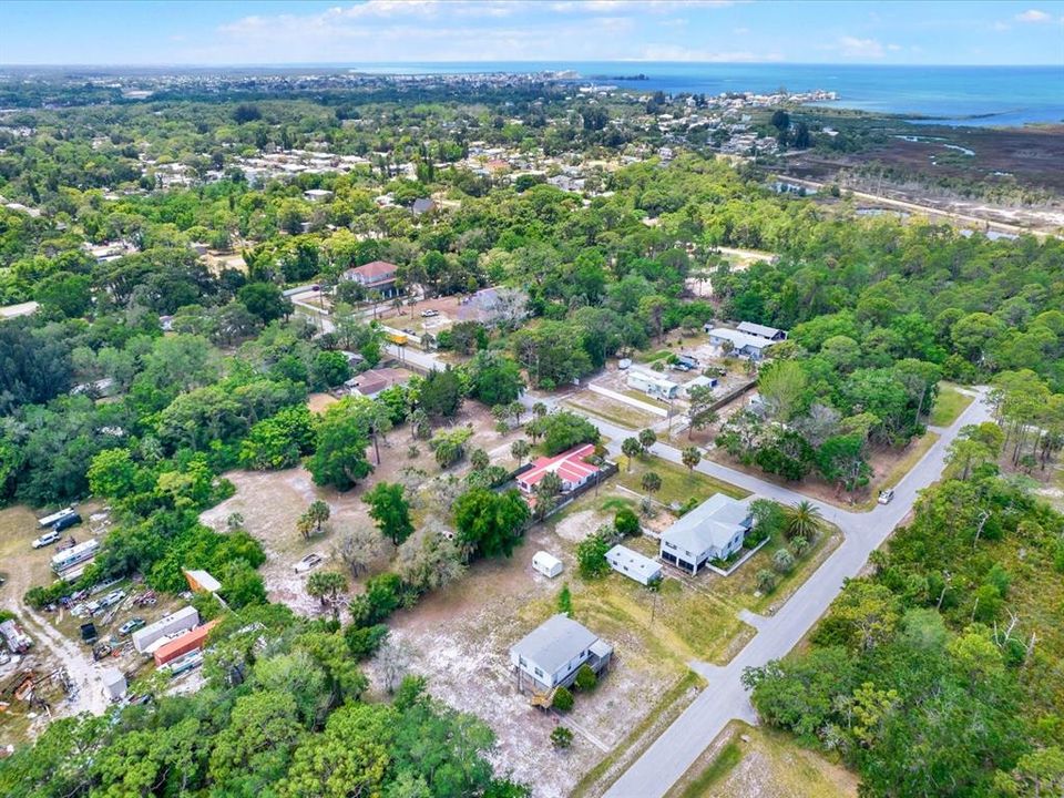 На продажу: $199,000 (2 спален, 2 ванн, 972 Квадратных фут)