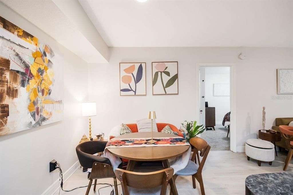 En Venta: $252,000 (2 camas, 2 baños, 1013 Pies cuadrados)