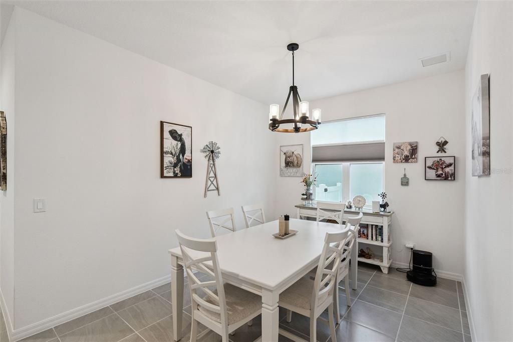 На продажу: $499,900 (6 спален, 4 ванн, 3211 Квадратных фут)