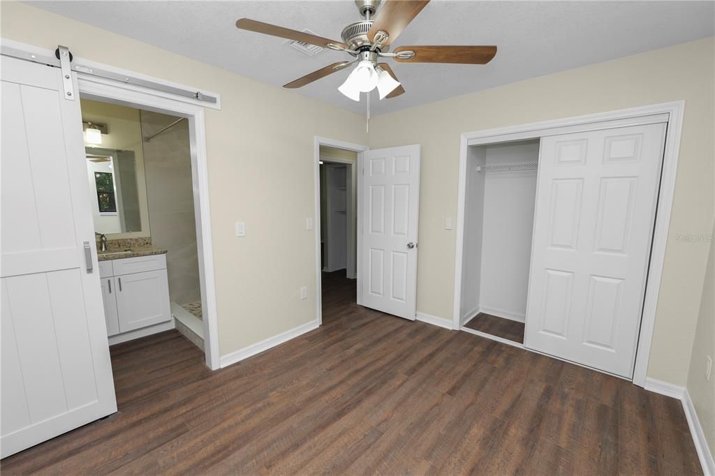 For Rent: $2,500 (4 beds, 2 baths, 2116 Square Feet)