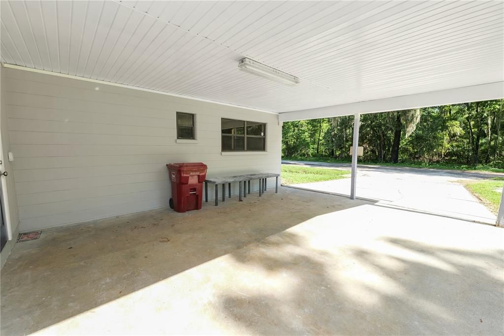 For Rent: $2,500 (4 beds, 2 baths, 2116 Square Feet)